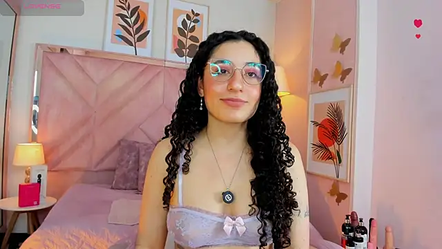 DemiJones_ Live XXX-chat