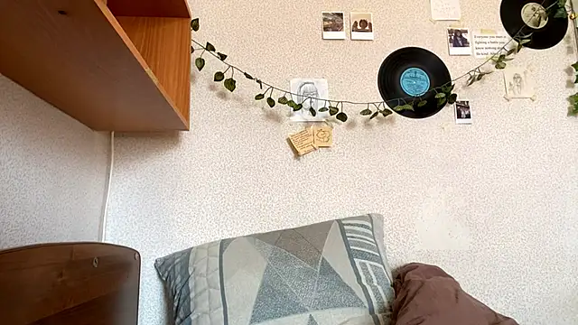 LaureenVielman Live XXX chat