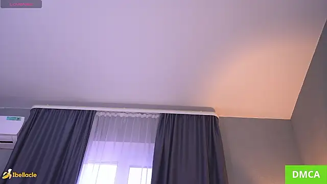 Bellacle Adlı Modelin Canlı XXX Sohbeti