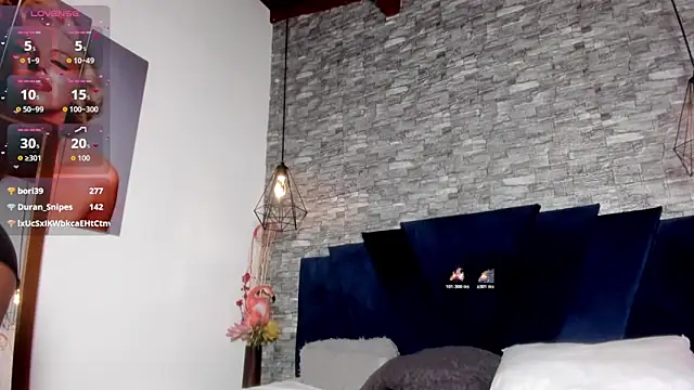 Chat +18 de Emily_Brown18 ao vivo