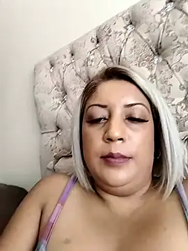 IndianLara Live XXX-Chat