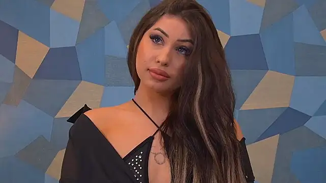 Chat +18 de Valentina_Oliver ao vivo