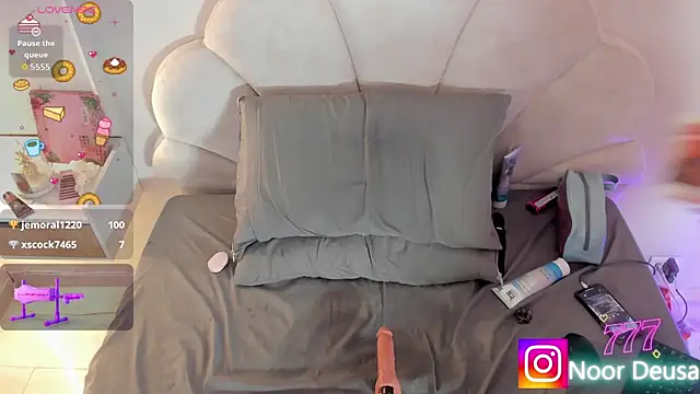 Candaceoweens: онлайн-секс-чат