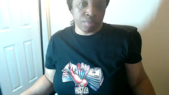 Chat XXX ao vivo de Sexymona1218