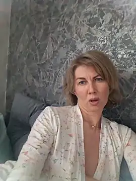 stellahere8's Live XXX Chat