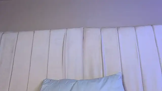 Chat +18 de africa_holmes ao vivo