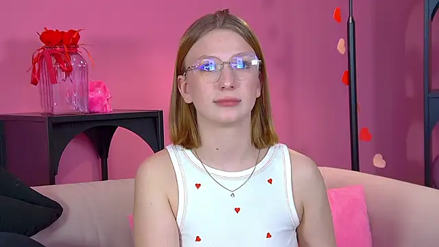 XXX chat uživo modela BeatriceBinoche