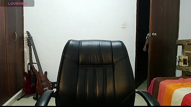 MadieeLorez's Live XXX Chat