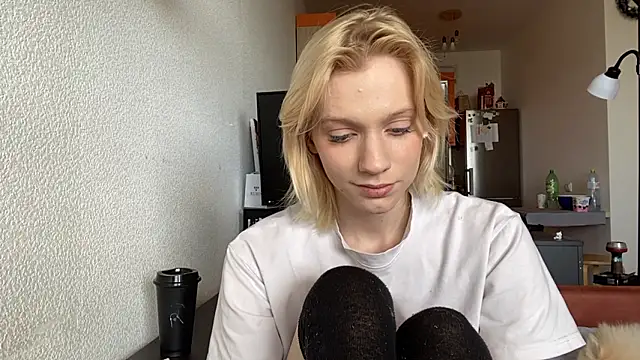 HirokoMassengills live XXX chat