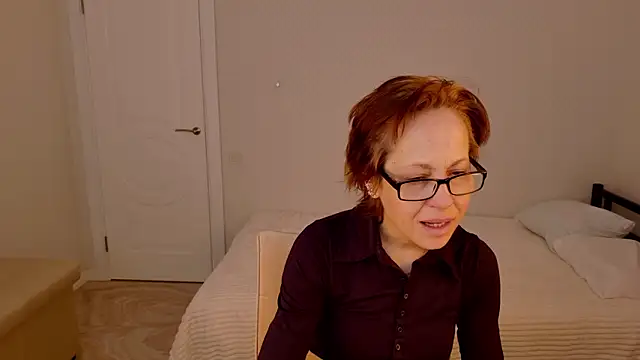 Pokazy przed kamerką – LioraWeiss