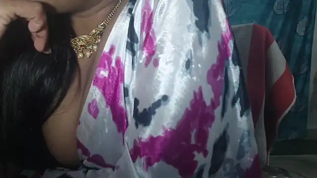 Sophia_your live XXX chat