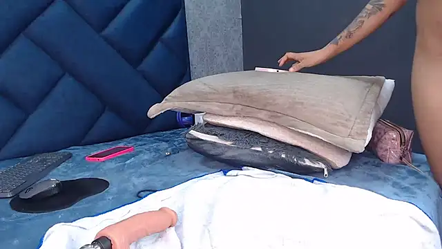 shanthal_bllizz Live XXX-Chat