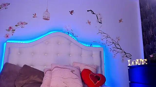 TinyBlair's Live XXX Chat