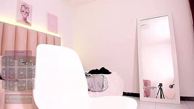 Miacorner_ Chat XXX live