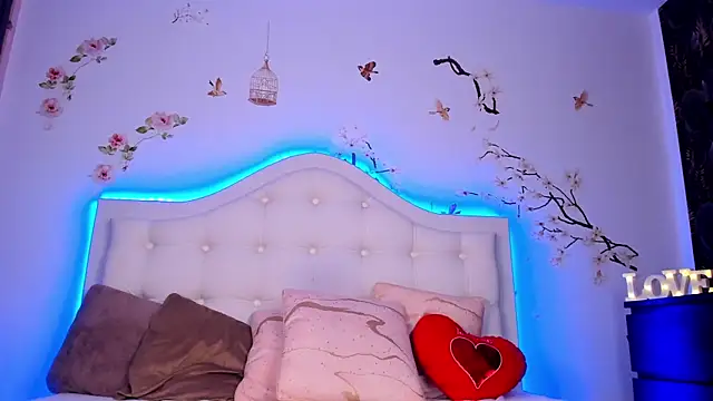 Chatroom XXX en direct de TinyBlair