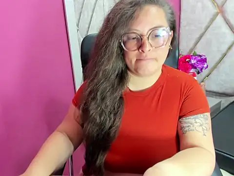 Sarah_Boobs_: онлайн-секс-чат