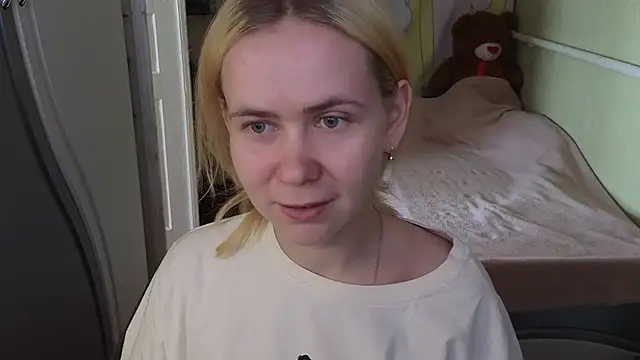 Chat +18 de Riley_Roo ao vivo