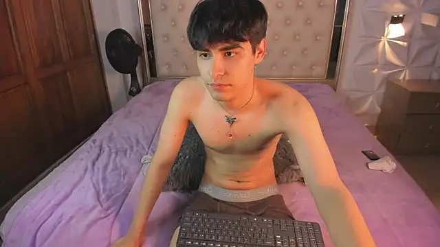 IamJuanJoc Show Webcam