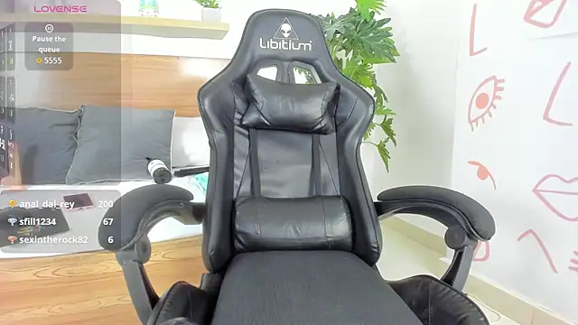 Chatroom XXX en direct de valeryn__rosse