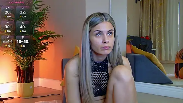 Avril_Cyrus Live XXX-chat