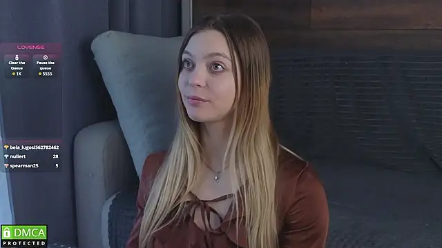 Czat XXX na żywo – EmilieLong