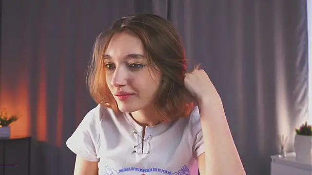 Онлайн чат XXX Leyla_crsh