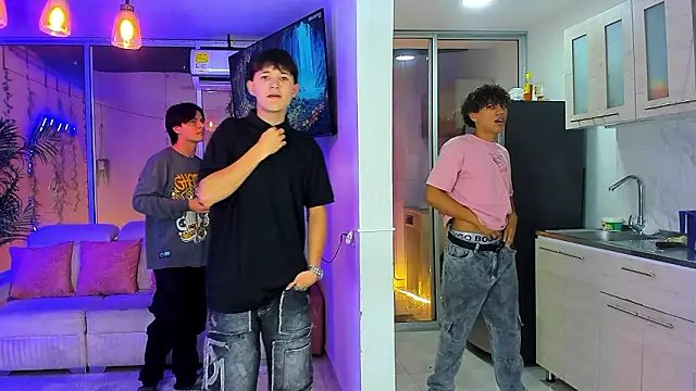 Houseofwarrios Adlı Modelin Canlı XXX Sohbeti