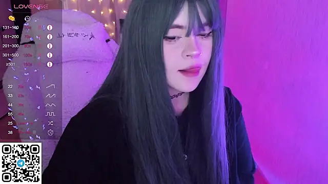 SelenaCute: онлайн-секс-чат