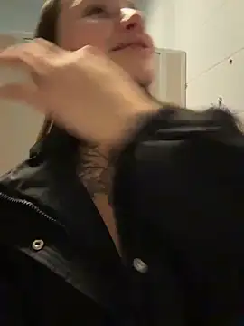 KishaMur Live XXX-chat