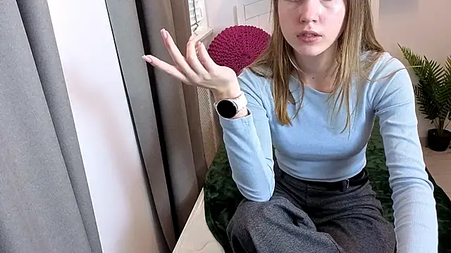 XXX chat uživo modela Just_L0VE_me