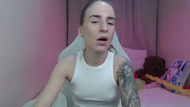 DeboraHorny Chat XXX live