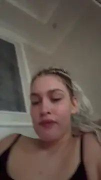 KikiWatson Live XXX-chat