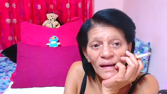 Chat XXX en directo de SLUTTYROXY