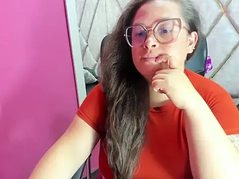 Sarah_Boobs_ Chat XXX live