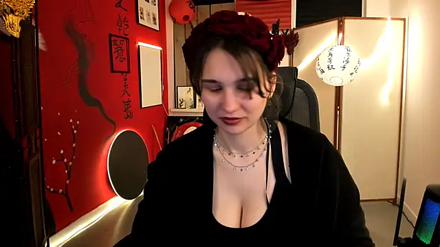 TessaMill élő XXX-chatje