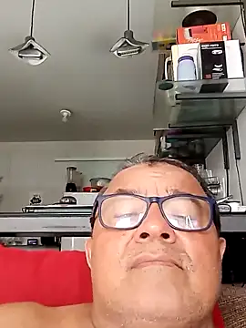 Misterymem63's Live XXX Chat