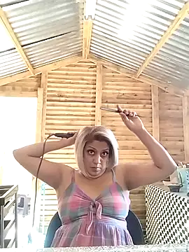 دردشة IndianLara الجنسية المباشرة