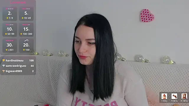 Онлайн чат XXX Leah_Brooks