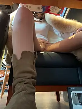 Chat XXX ao vivo de littleqiu