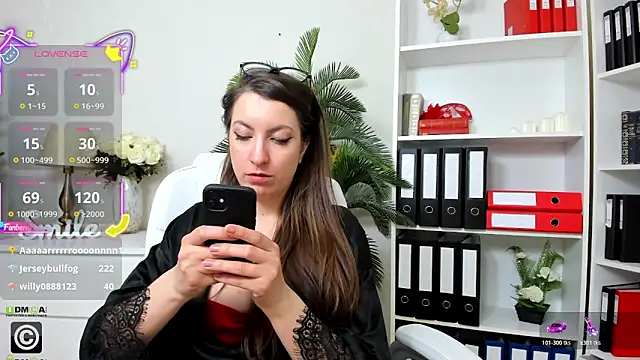 amayawest: απευθείας συνομιλία ΧΧΧ