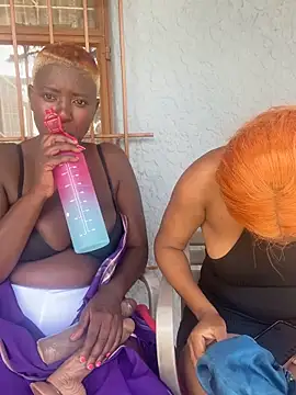 Živý XXX chat QueenBaexx