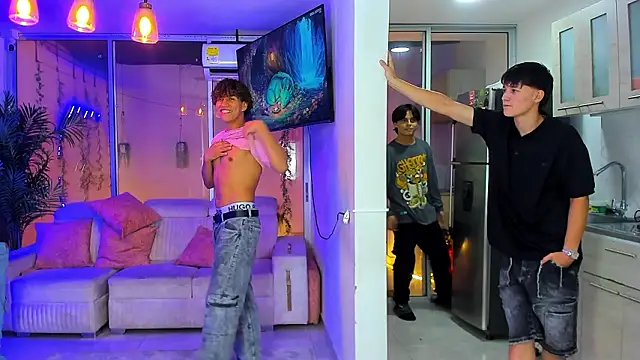 HouseofwarriosのライブXXXチャット