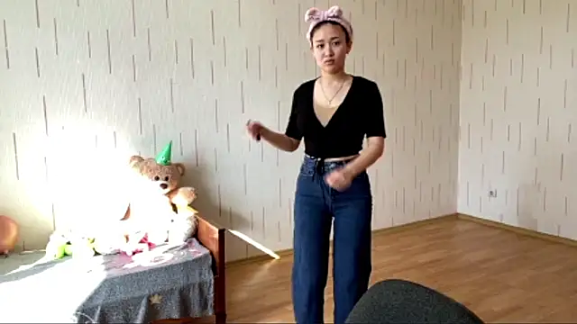 YourMiIa Live XXX Chat