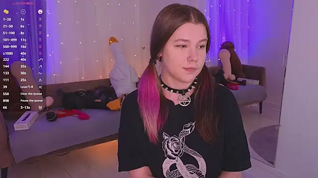 Mira_Falls: απευθείας συνομιλία ΧΧΧ