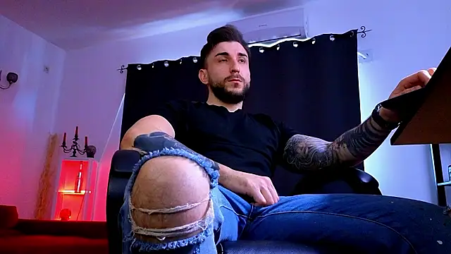 XXX chat uživo modela MightyAaron66