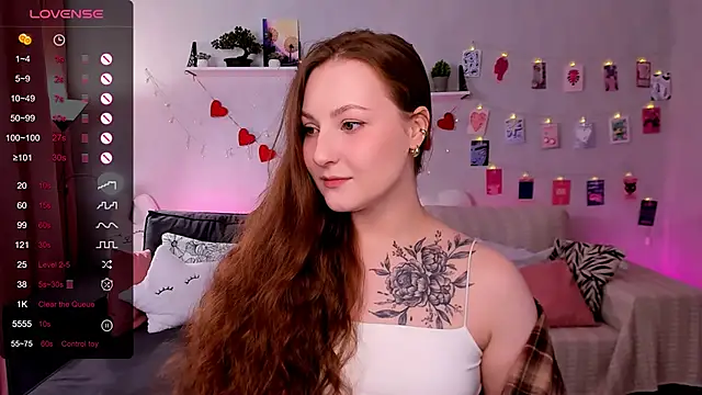 velvet_cherry_ Adlı Modelin Canlı XXX Sohbeti