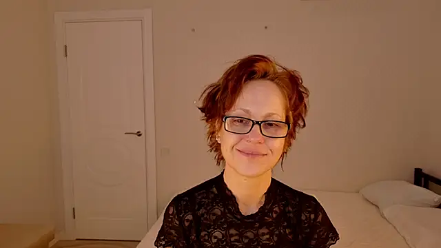 LioraWeiss 现场XXX聊天