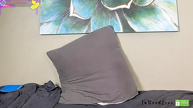 TattoedLexi_'s Live XXX Chat