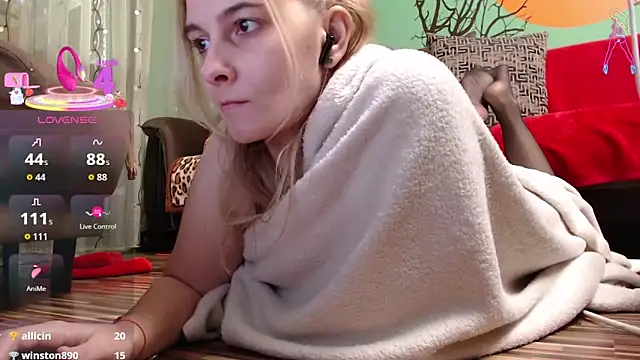 lovingfeetheels' Live XXX Chat