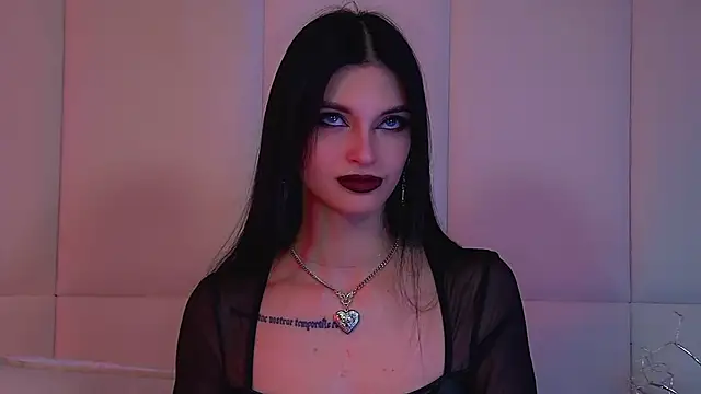 BeverlyMostのウェブカメラショー